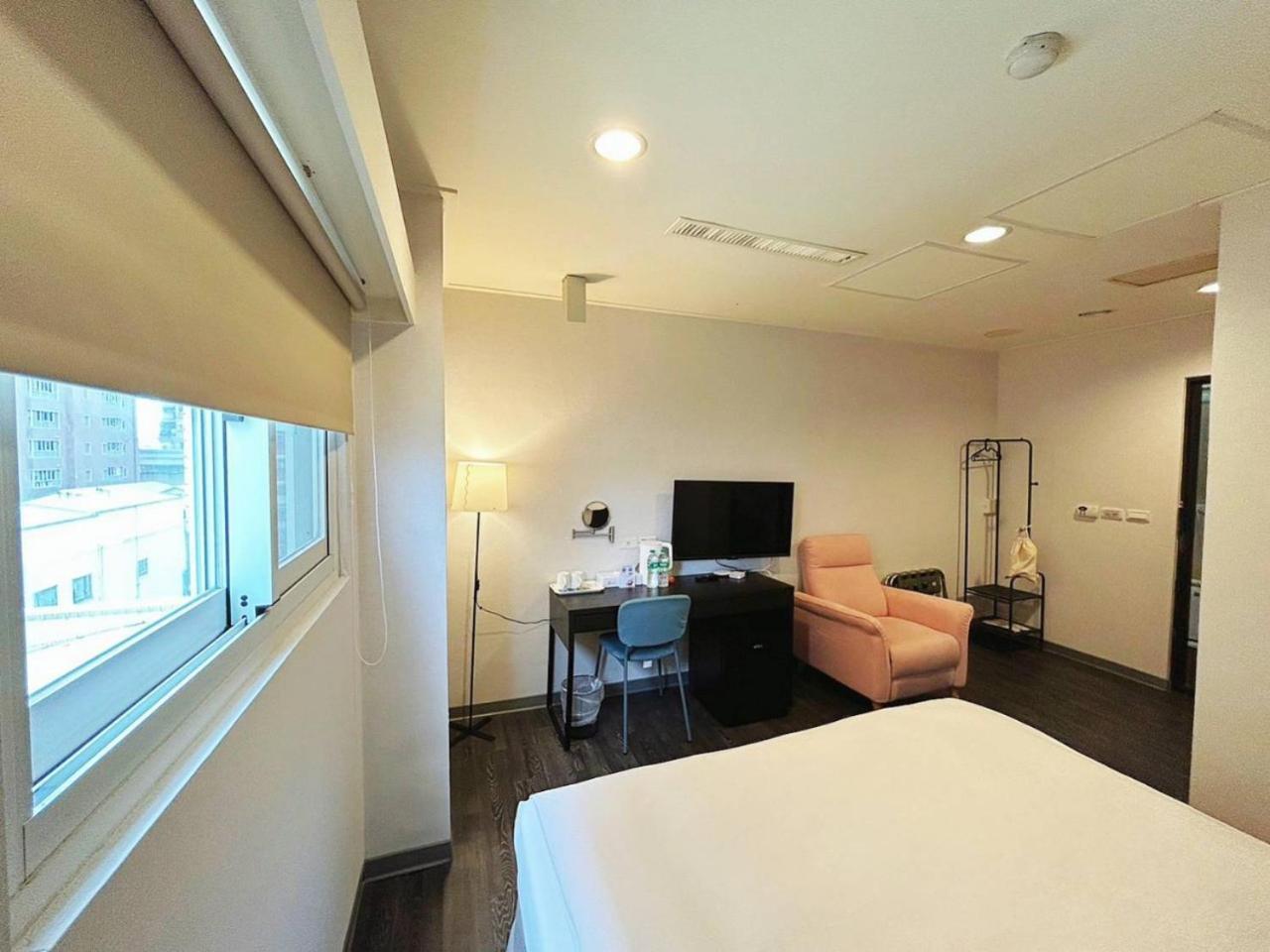 Trust Hotel Tainan Buitenkant foto