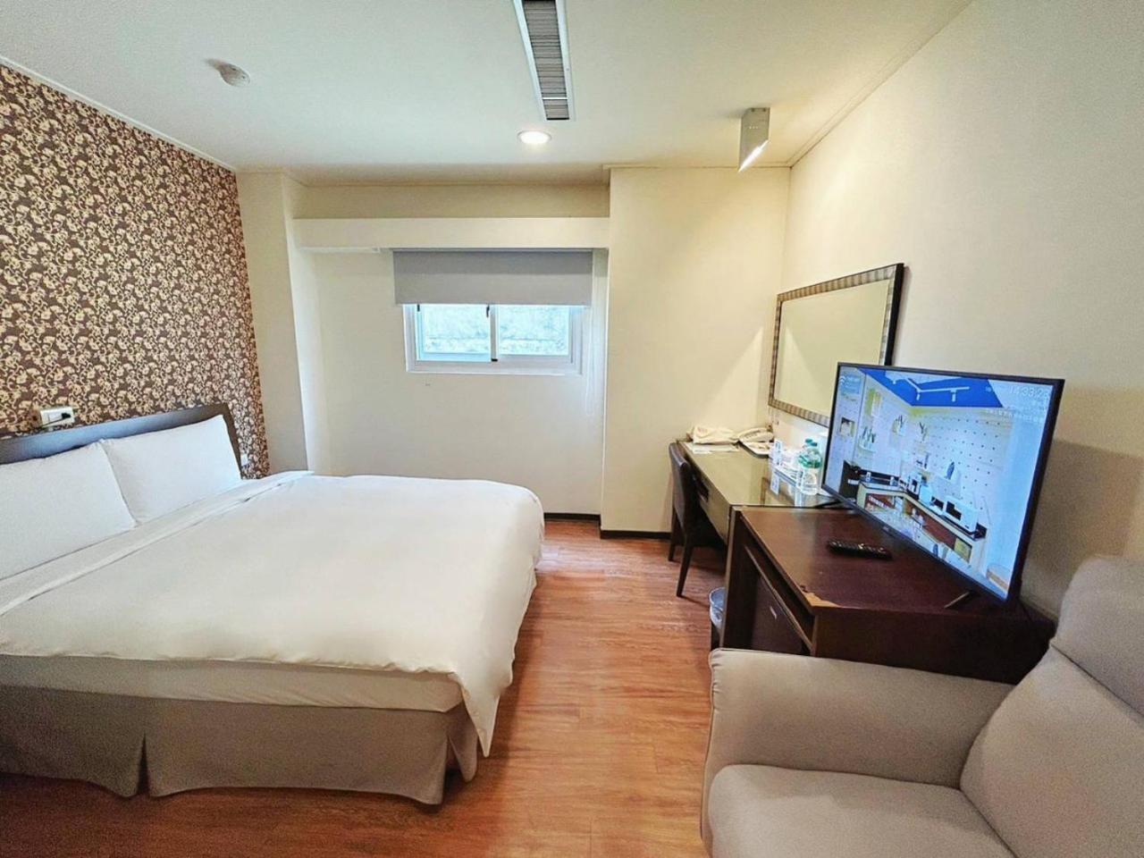 Trust Hotel Tainan Buitenkant foto