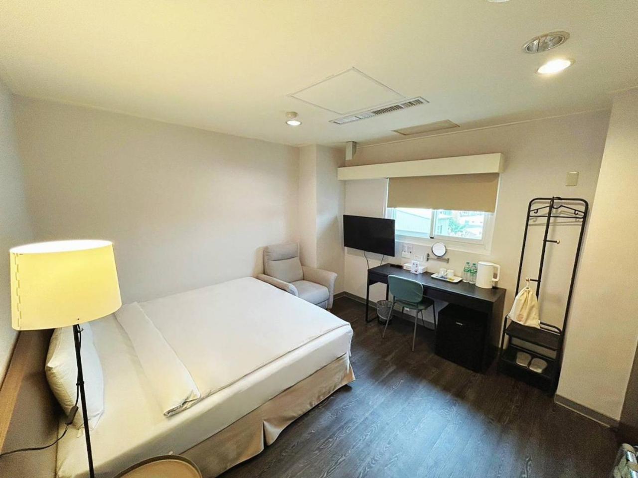 Trust Hotel Tainan Buitenkant foto