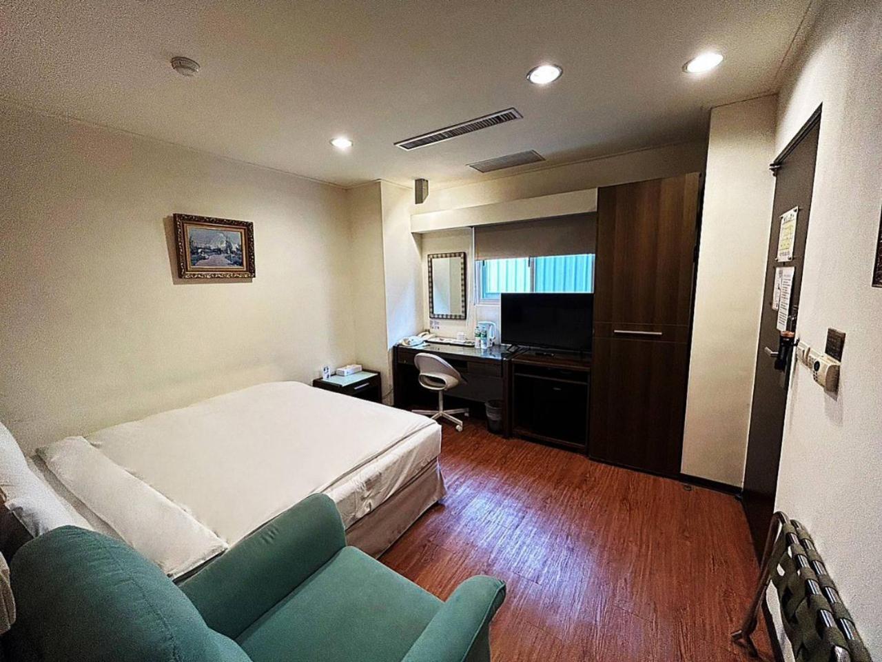 Trust Hotel Tainan Buitenkant foto