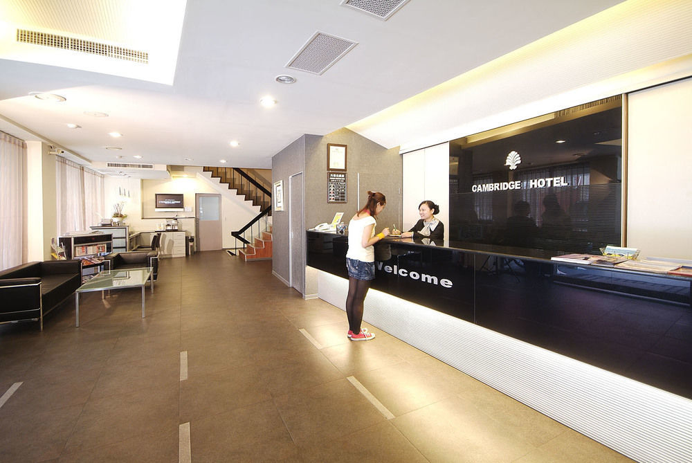 Trust Hotel Tainan Buitenkant foto