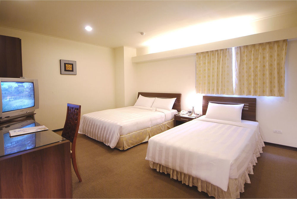 Trust Hotel Tainan Buitenkant foto